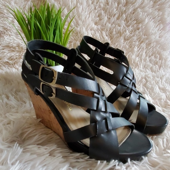 Wedges - Picture 1 of 4